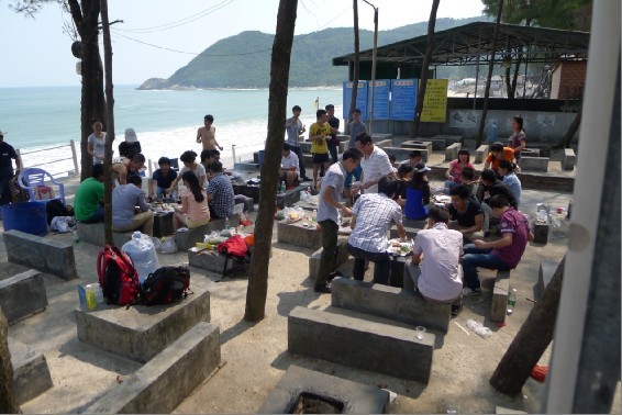 西冲海滩休闲自助烧烤